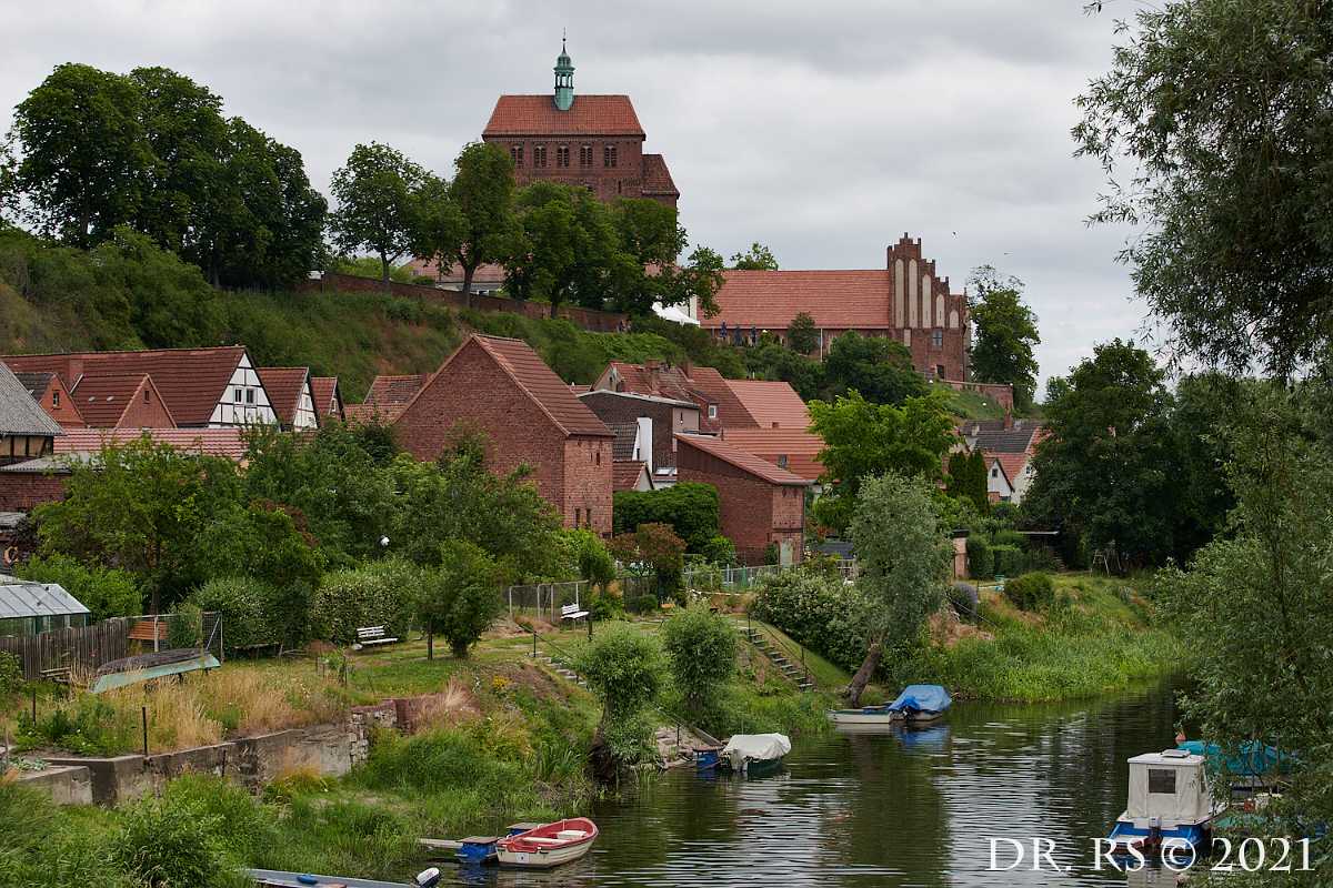 2021 DE D85 0495 J15Ww