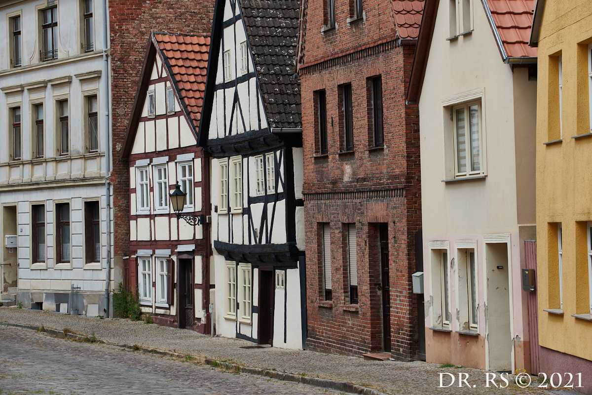 2021 DE D85 0511 J15Ww