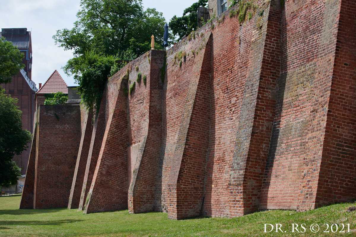 2021 DE D85 0601 J15Ww