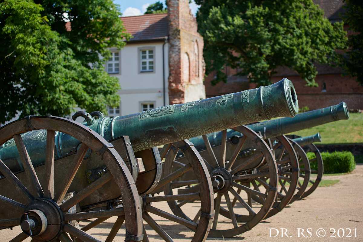 2021 DE D85 0662 J15Ww